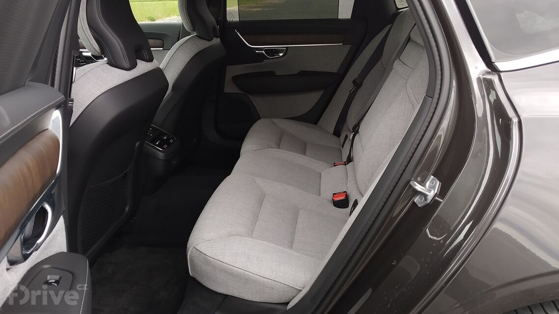 Volvo S90 B6 AWD (2021)