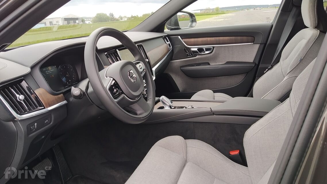 Volvo S90 B6 AWD (2021)