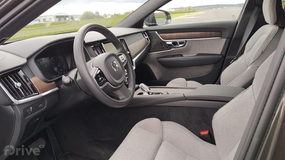 Volvo S90 B6 AWD (2021)