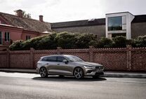 Volvo V60 T8
