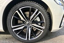 Volvo V60 T8