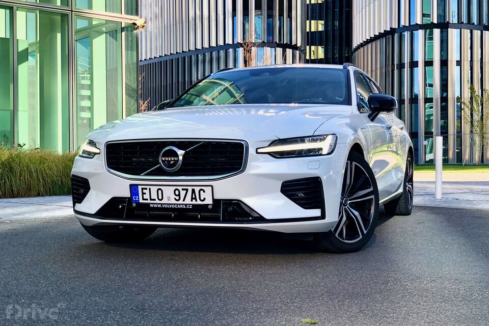 Volvo V60 T8