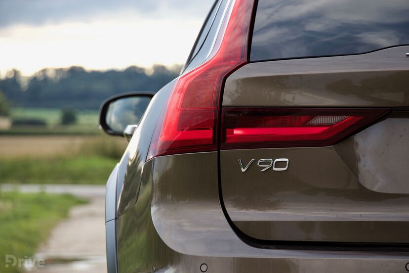 Volvo V90 Cross Country
