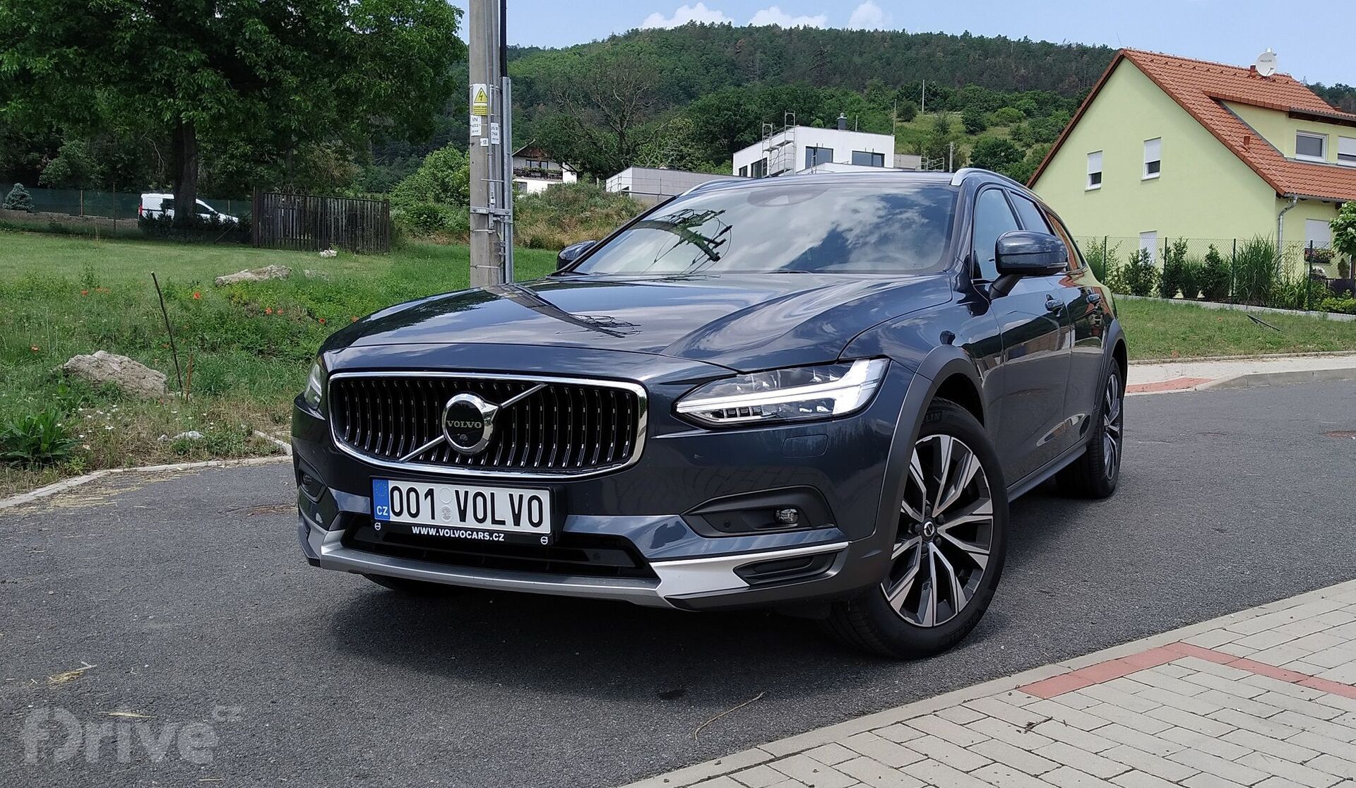Volvo V90 Cross Country B5 (2021)