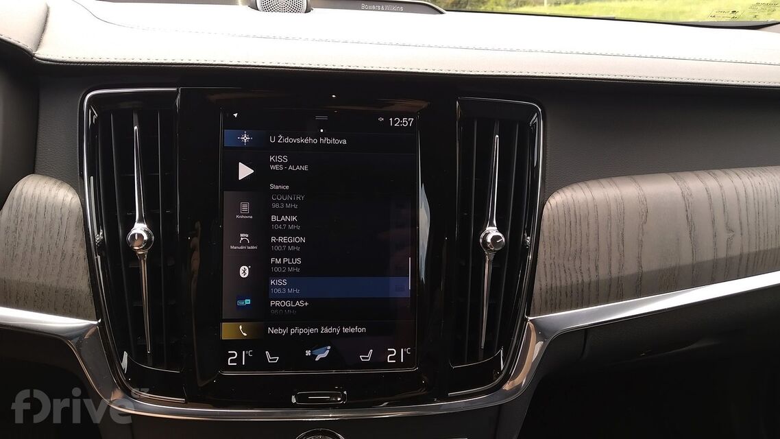 Volvo V90 Cross Country B5 (2021)