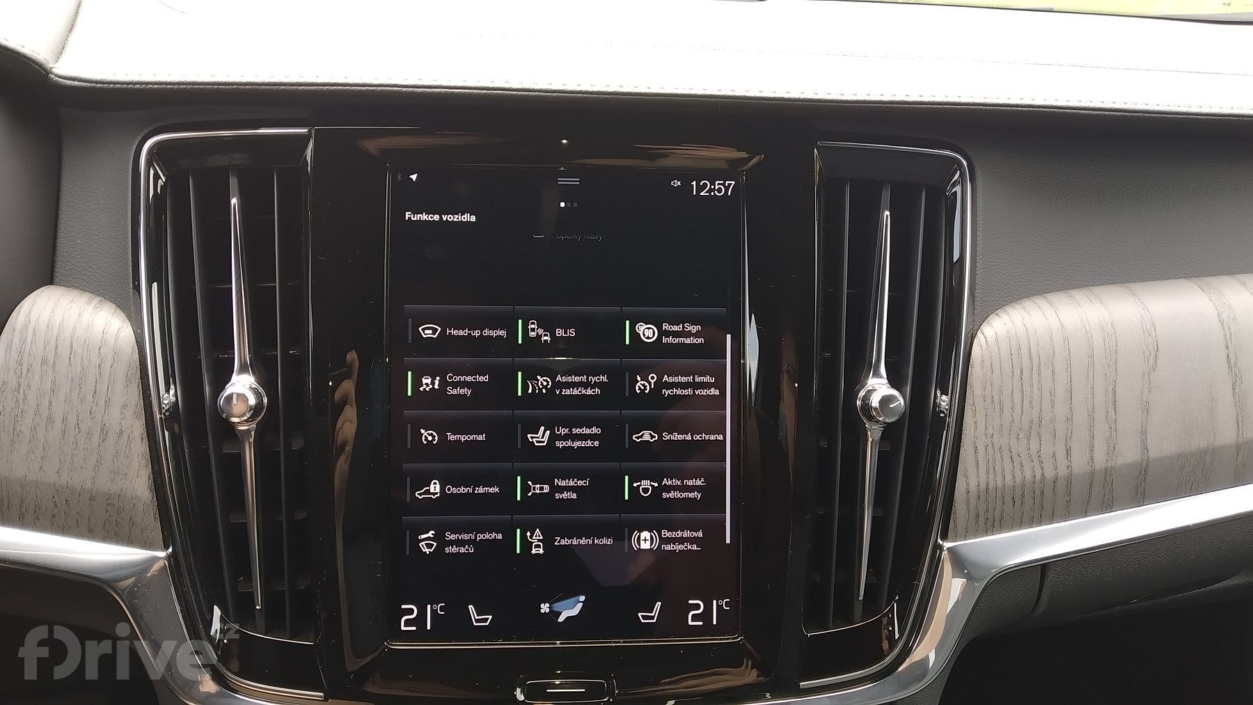 Volvo V90 Cross Country B5 (2021)