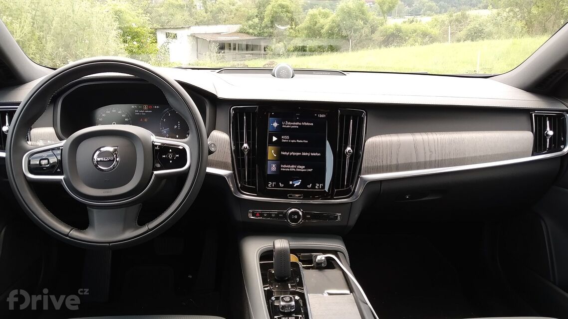 Volvo V90 Cross Country B5 (2021)