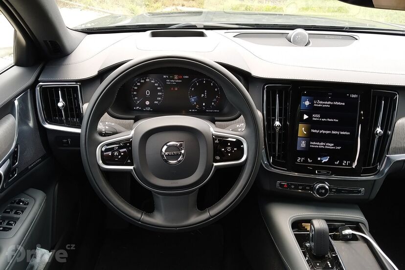 Volvo V90 Cross Country B5 (2021)