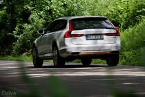 Volvo V90 Cross Country Race Ocean