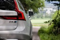 Volvo V90 Cross Country Race Ocean