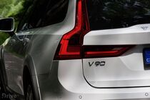 Volvo V90 Cross Country Race Ocean