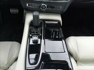 Volvo V90 T8 AWD (2022)