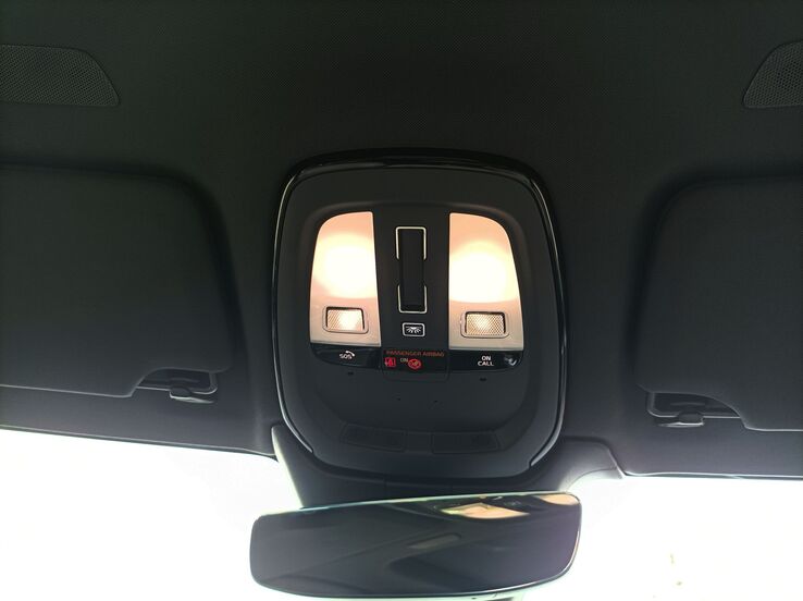 Volvo V90 T8 AWD (2022)