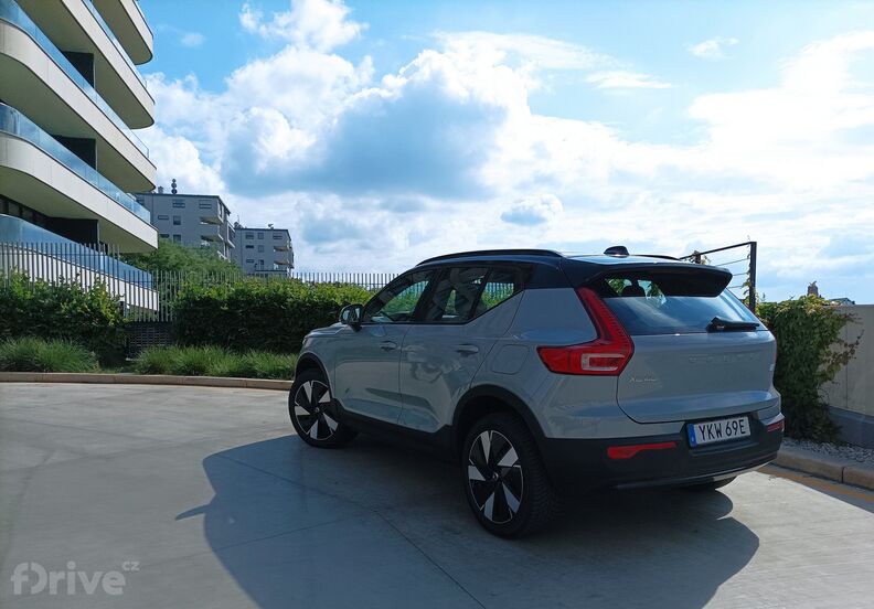 Volvo XC40 Recharge Single Motor