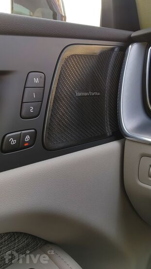 Volvo XC60 T6 Recharge AWD