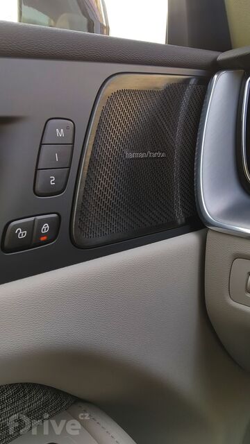 Volvo XC60 T6 Recharge AWD