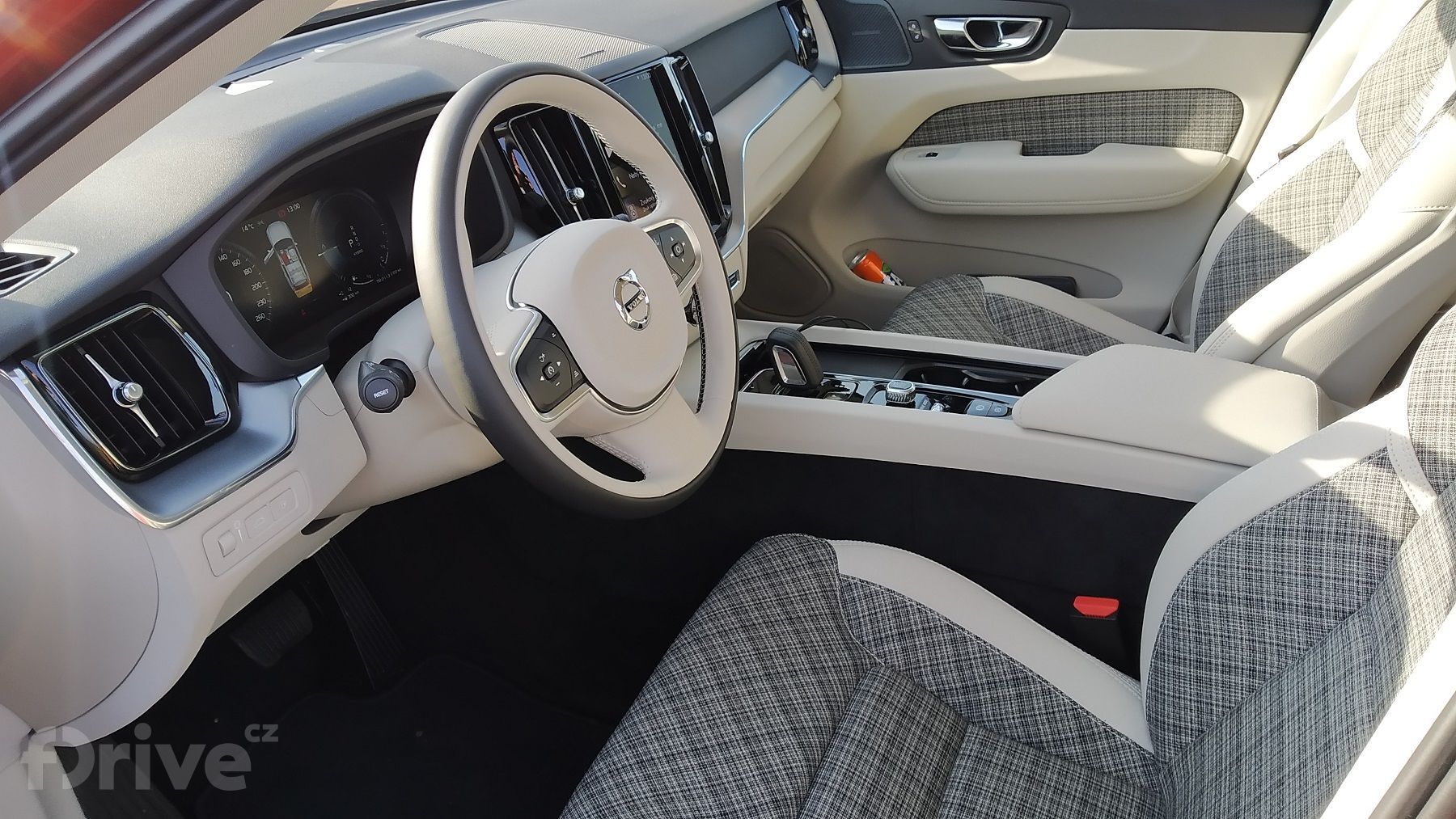 Volvo XC60 T6 Recharge AWD