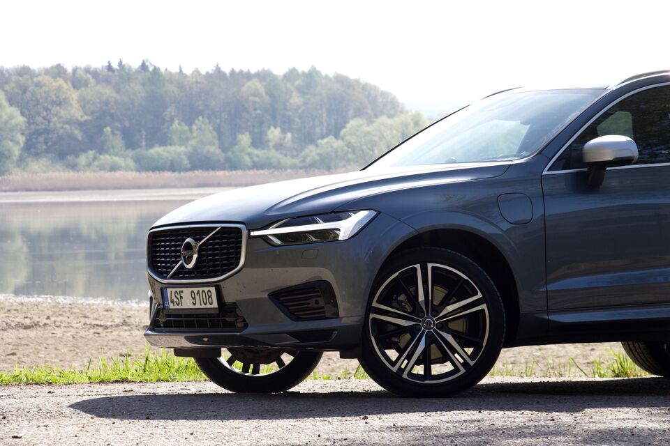 Volvo XC60 T8 (2017)