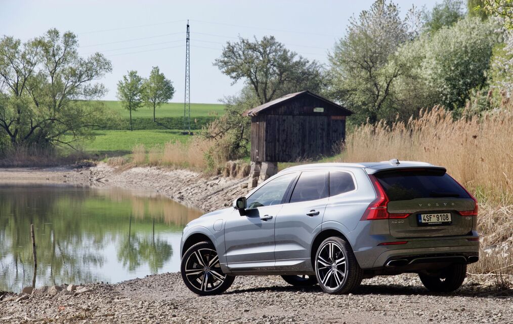 Volvo XC60 T8 (2017)