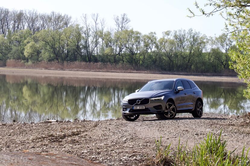 Volvo XC60 T8 (2017)