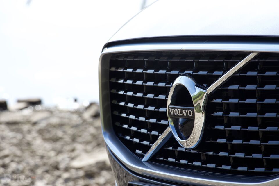 Volvo XC60 T8 (2017)