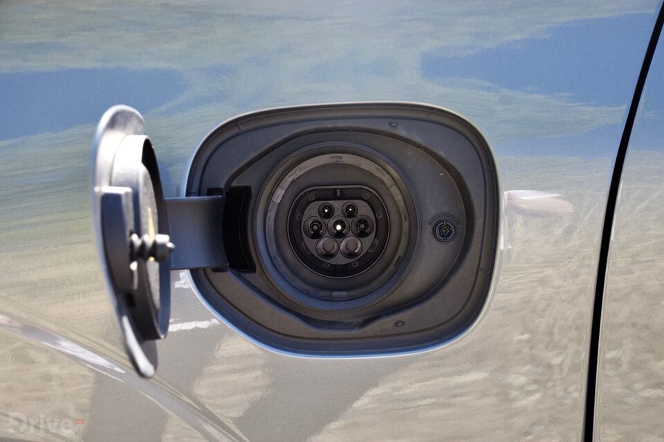 Volvo XC60 T8 (2017)