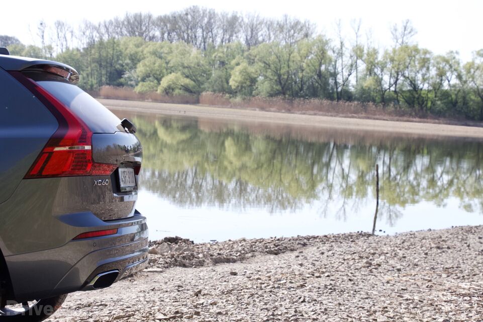 Volvo XC60 T8 (2017)