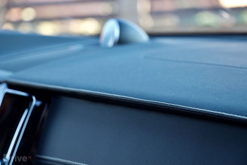 Volvo XC60 T8 (2017)