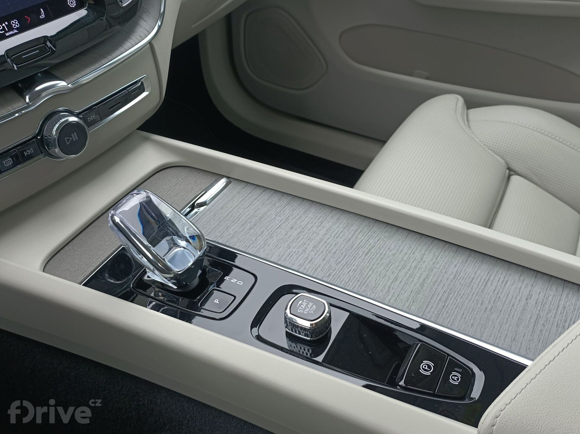 Volvo XC60 T8 Polestar Engineered (2023)