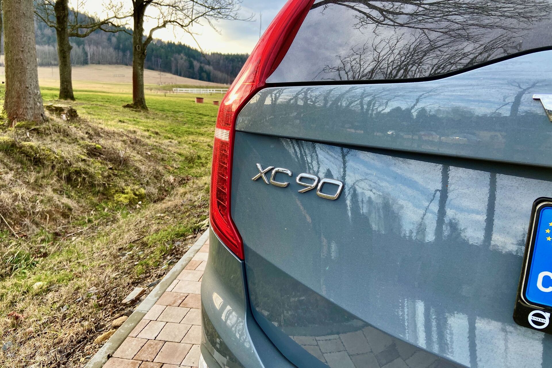 Volvo XC90 B5
