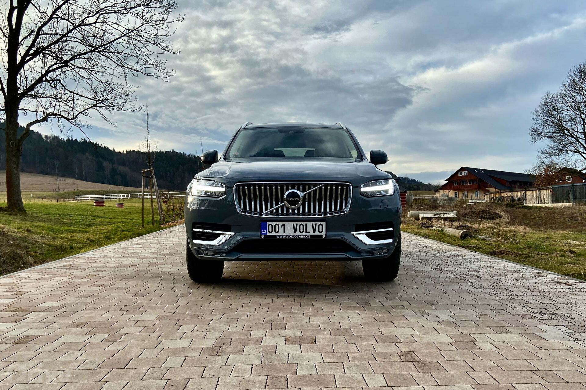 Volvo XC90 B5