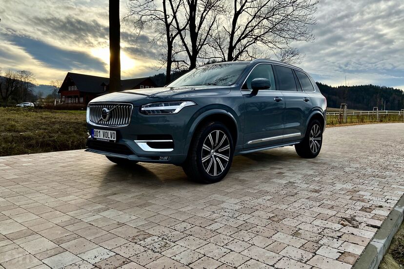 Volvo XC90 B5