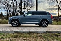 Volvo XC90 B5