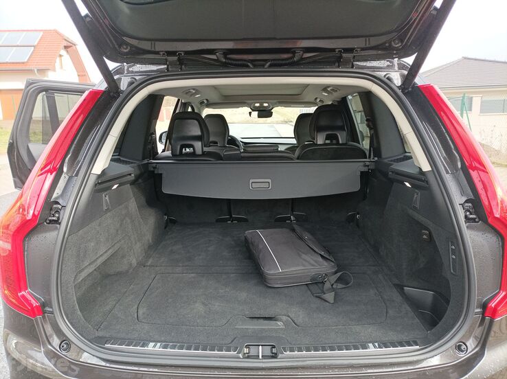 Volvo XC90 B6 Polestar Engineered