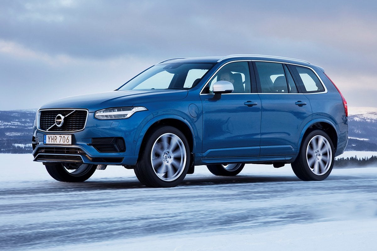 volvo-xc90-t8-2015-v-bava-a-cena-fdrive-cz