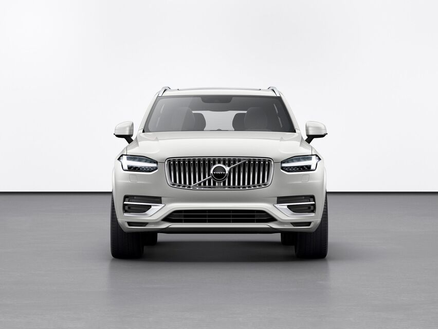 Volvo XC90 T8 (2015)