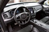 Volvo XC90 T8 (2015)