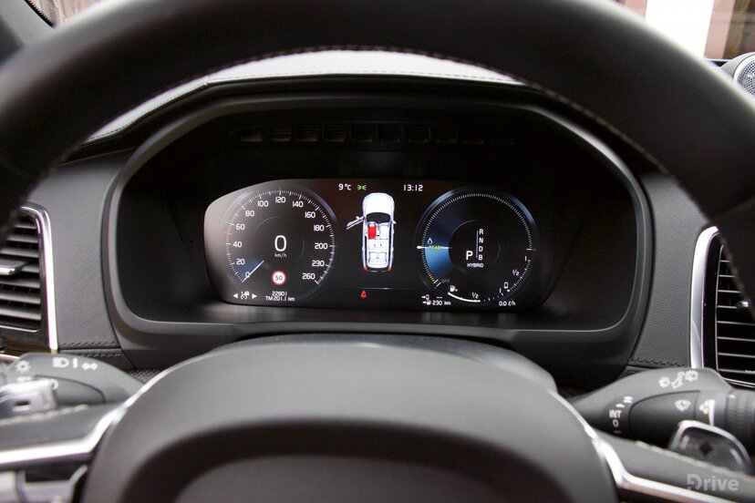 Volvo XC90 T8 (2015)