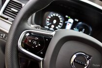 Volvo XC90 T8 (2015)