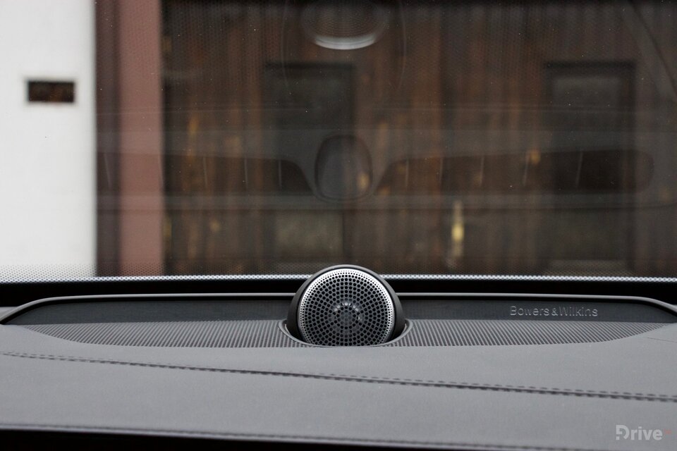 Volvo XC90 T8 (2015)