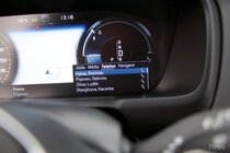 Volvo XC90 T8 (2015)