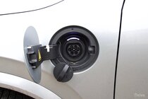 Volvo XC90 T8 (2015)