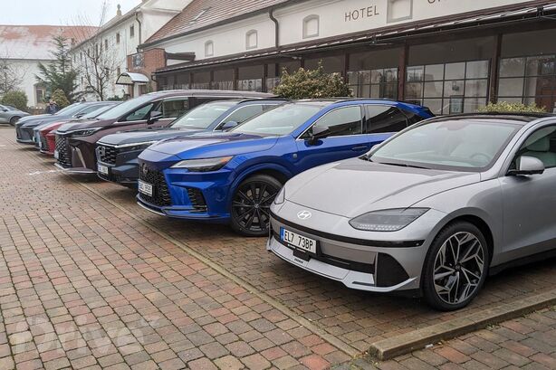 Vozy na testovacích jízdách Auto Roku 2024