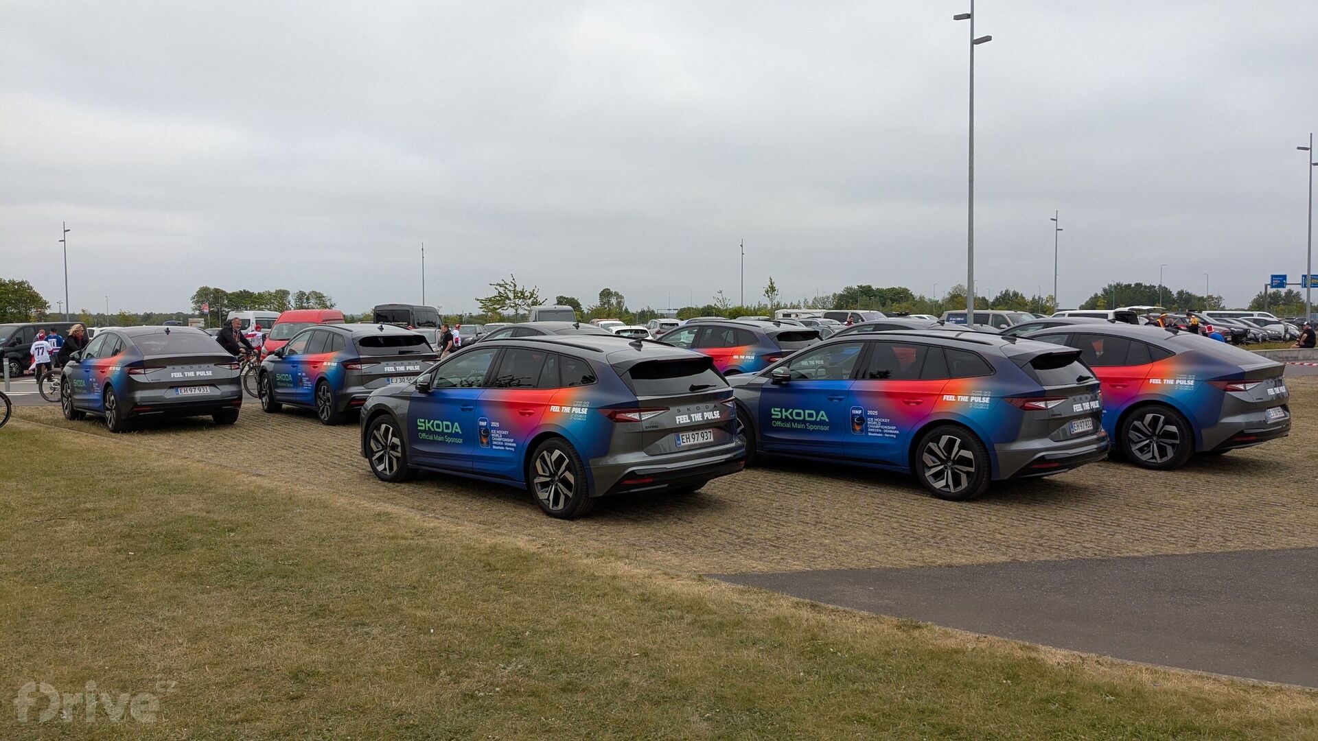 Vozy Škoda Enyaq a Enyaq Coupé na mistrovství světa v ledním hokeji
