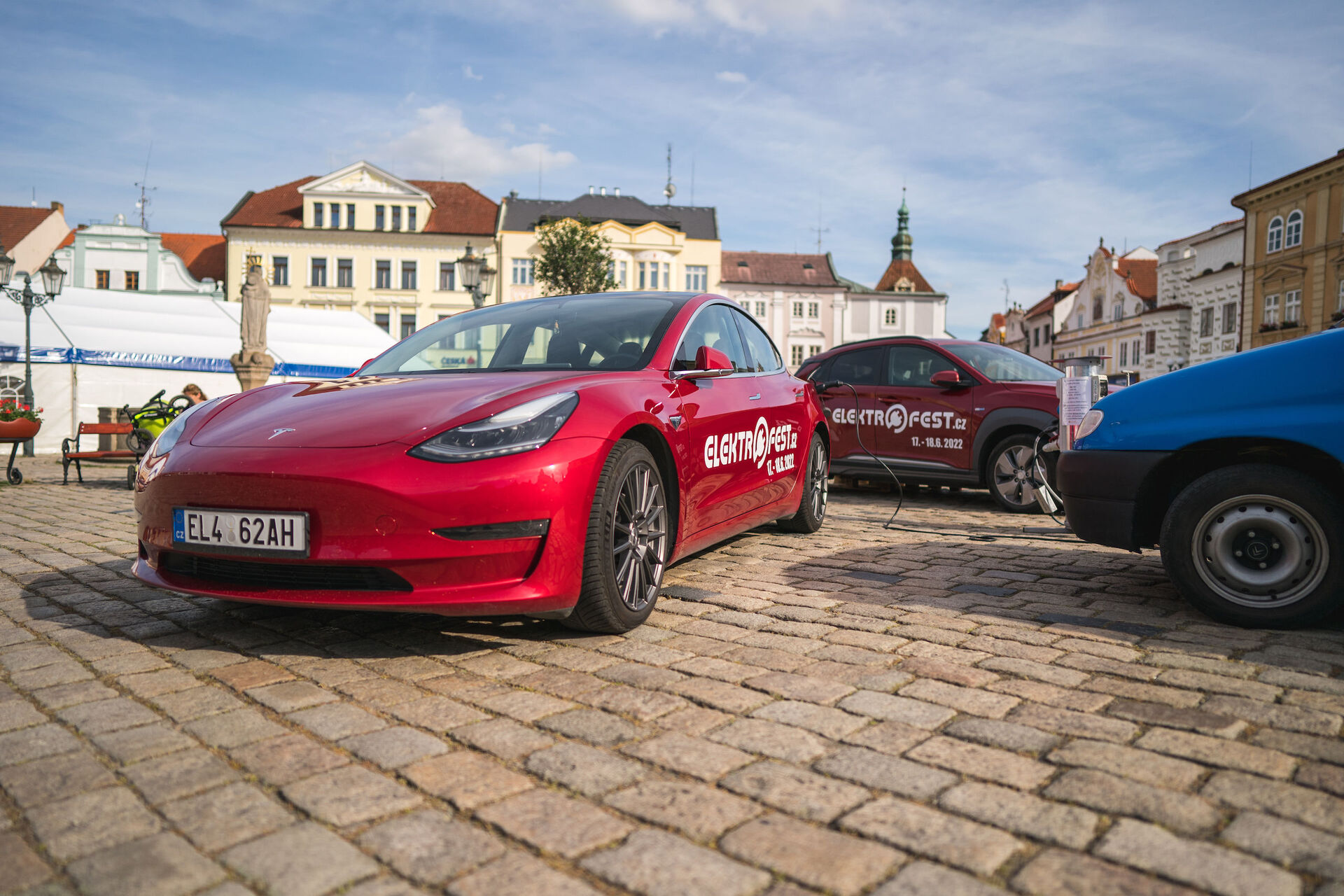 Vozy Tesla na ElektroFestu