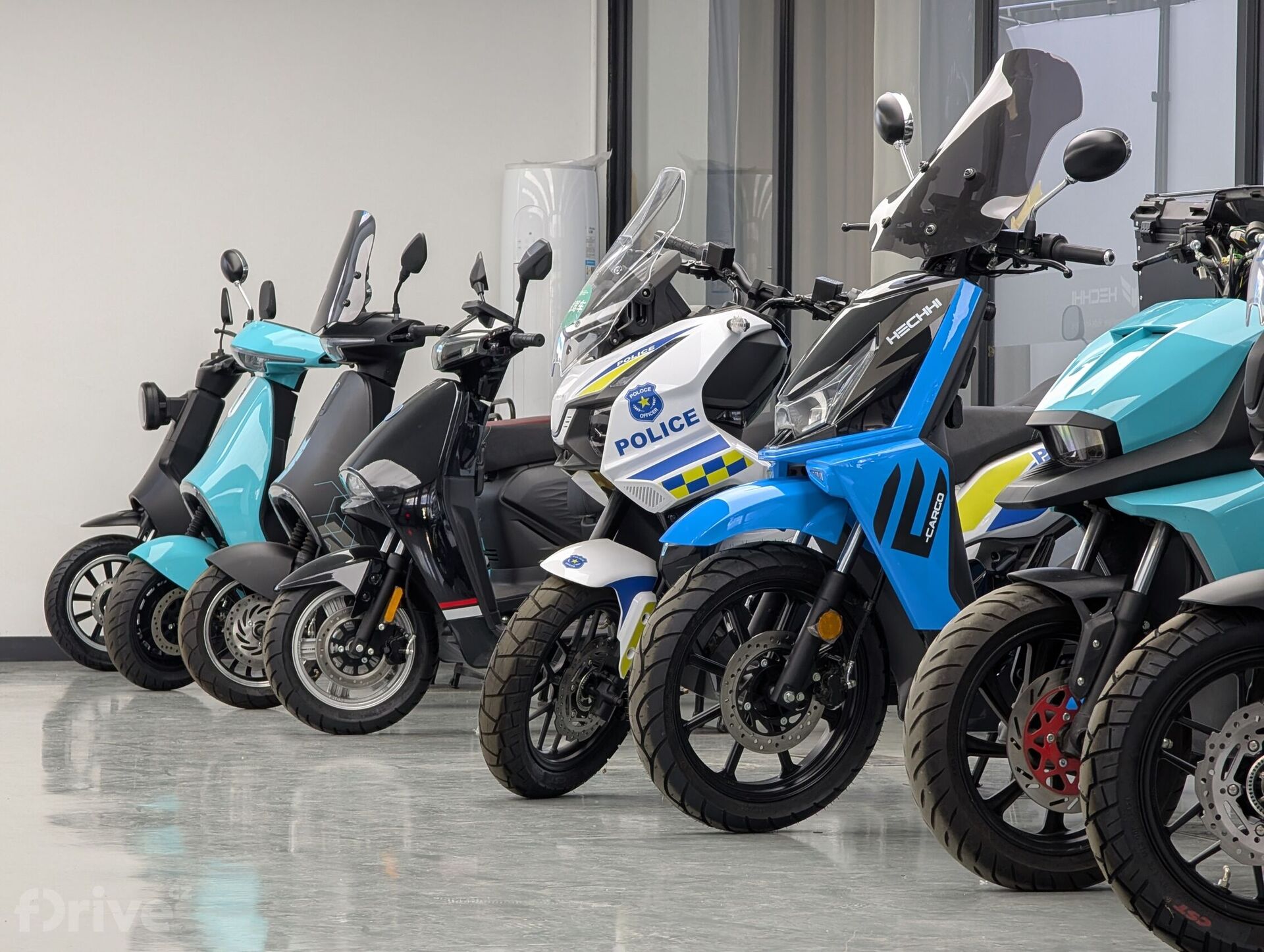 Výroba elektrických motorek v Číně