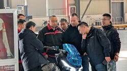 Výroba elektrických motorek v Číně