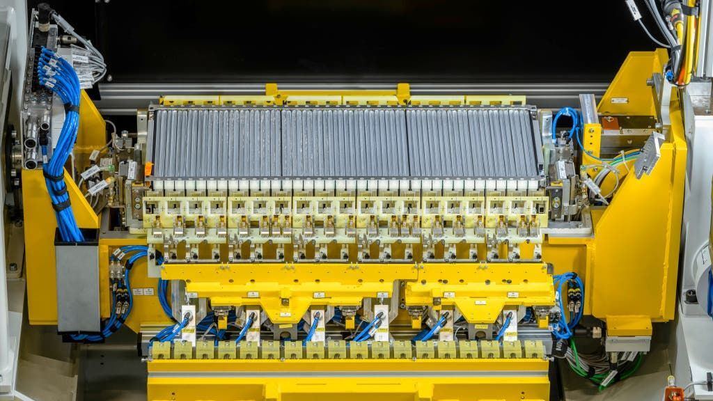 Výrobní linka v závodě na výrobu baterií v německém Kamenzu