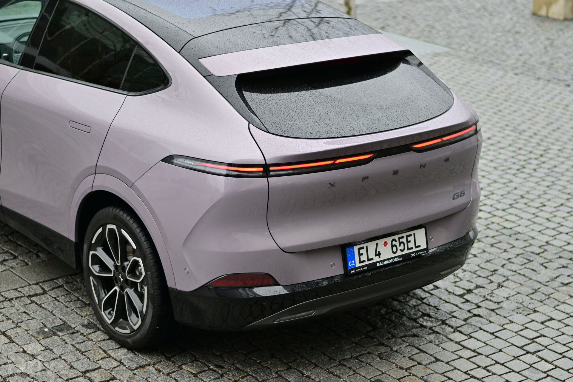 Xpeng G6