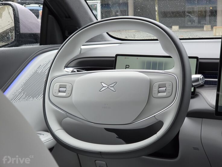 Xpeng G6